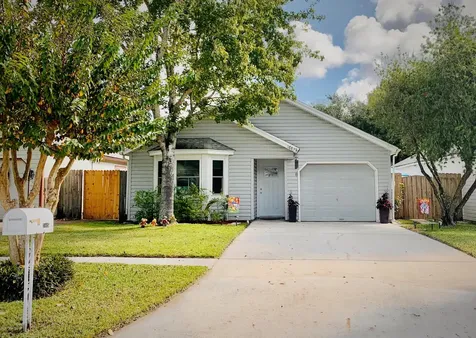 1885 Mackenzie Court S Middleburg FL 32068