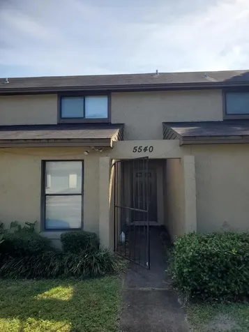 5540 Pinebay Circle S Jacksonville FL 32244
