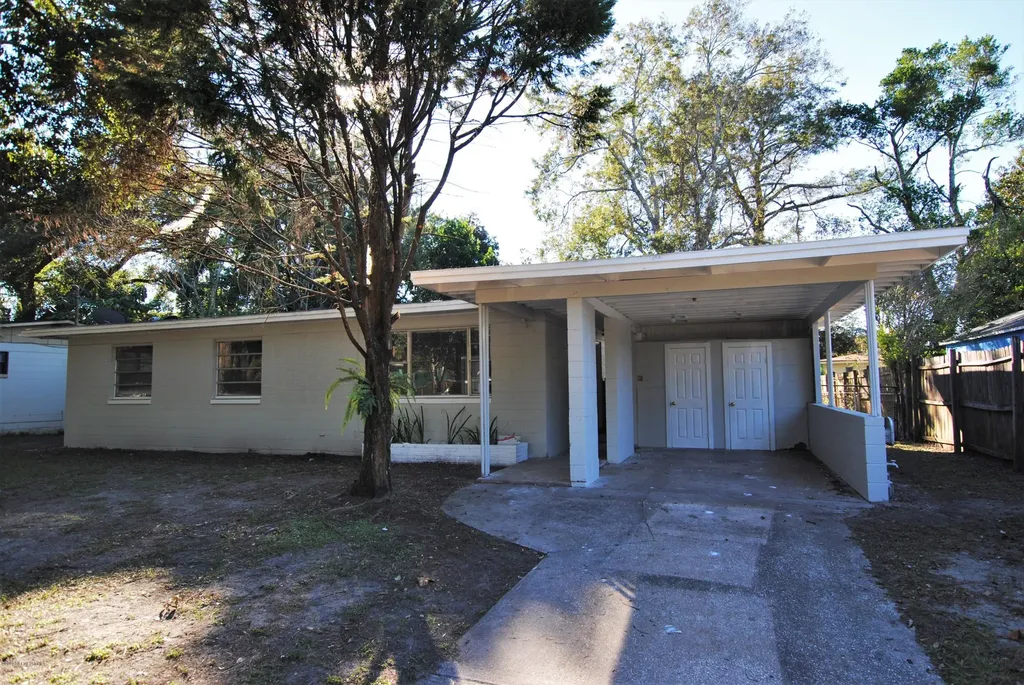2932 Searchwood Drive Jacksonville FL 32277