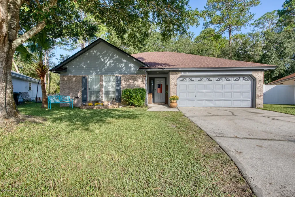 7527 Fawn Lake Drive N Jacksonville FL 32256