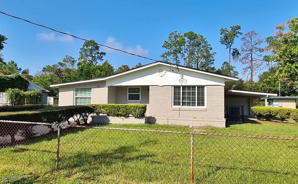 2048 Kusaie Drive Jacksonville FL 32246