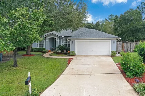 8749 Redleaf Court Jacksonville FL 32244