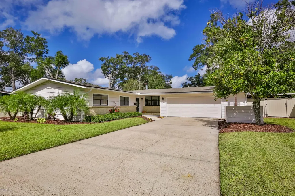 6123 Riviera Manor Drive Jacksonville FL 32216