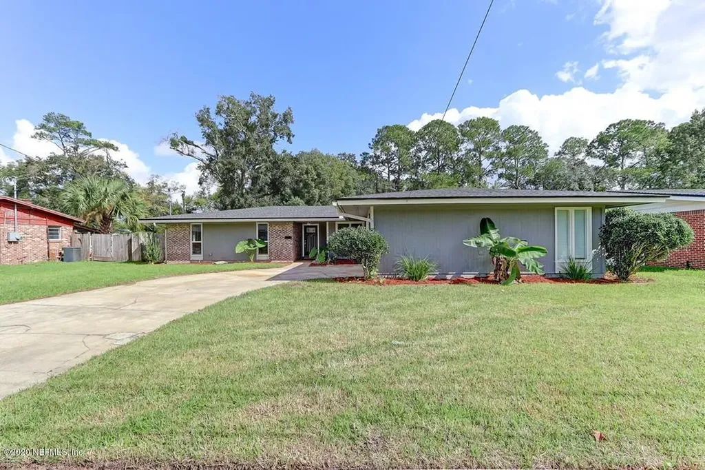 2749 Elisa Drive E Jacksonville FL 32216