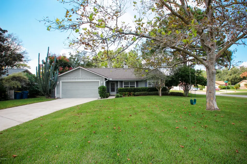 180 Box Tree Court Jacksonville FL 32225