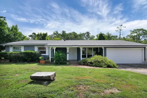 1327 Lamanto Avenue E Jacksonville FL 32211