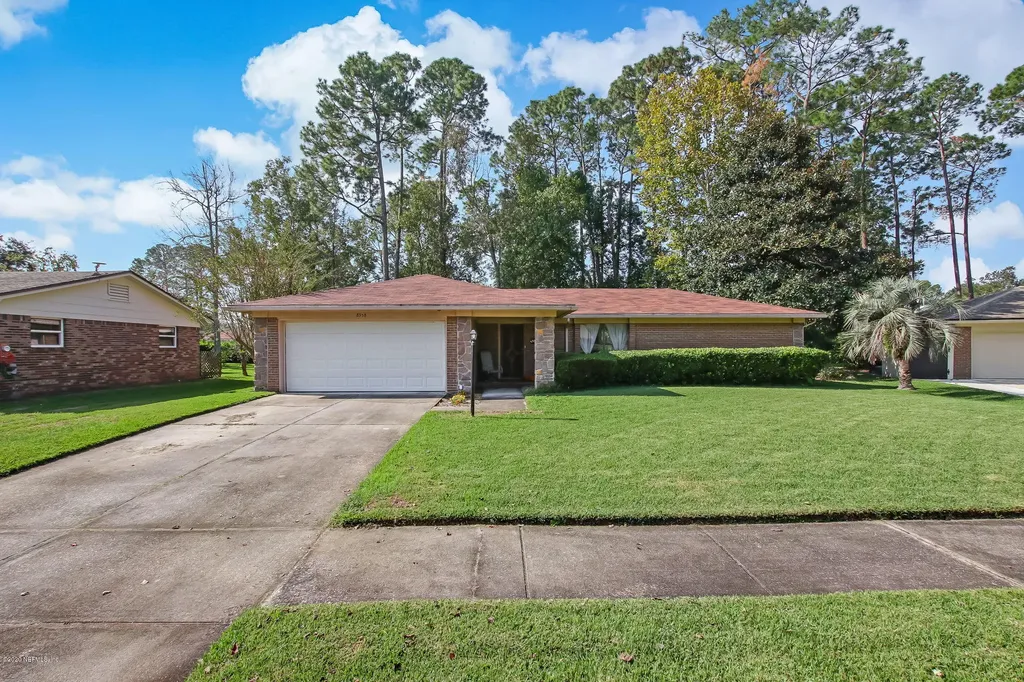 8958 Chiswick Court Jacksonville FL 32257