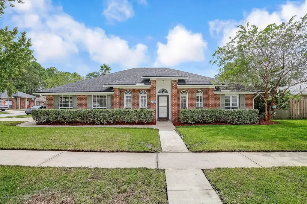 4982 Greenland Hideaway Drive N Jacksonville FL 32258