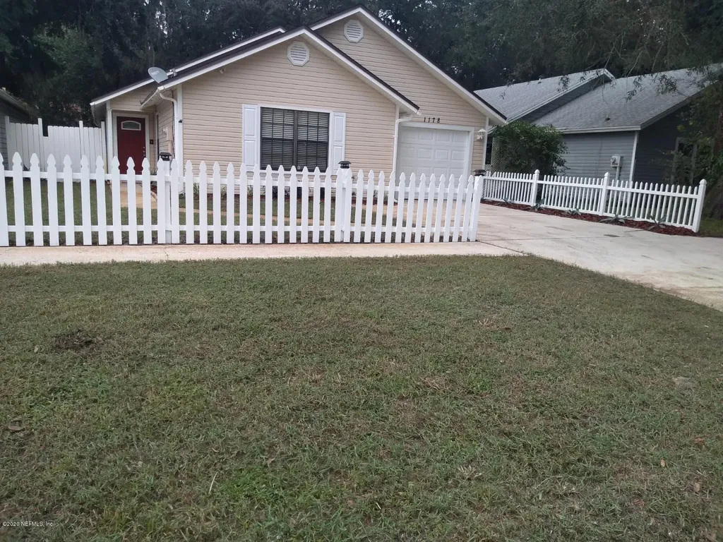 1178 Cove Landing Drive Jacksonville FL 32233