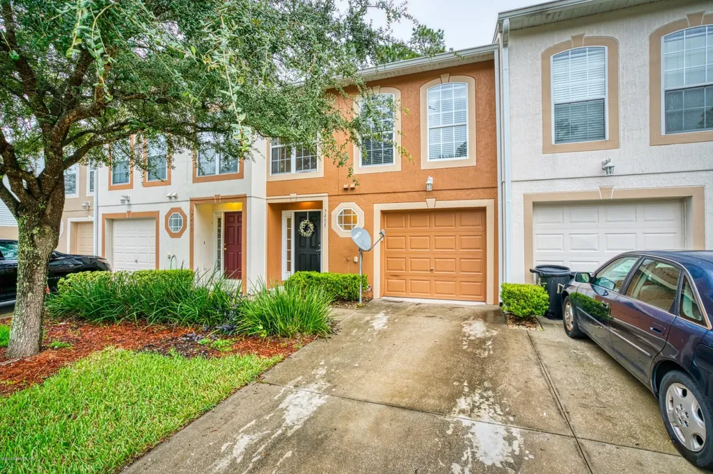 7405 Palm Hills Drive Jacksonville FL 32244