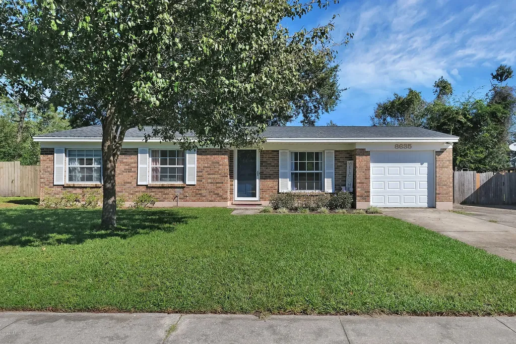 8635 Canton Drive Jacksonville FL 32221