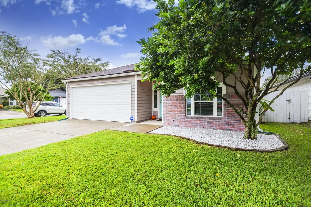1633 Wildwood Creek Lane Jacksonville FL 32246