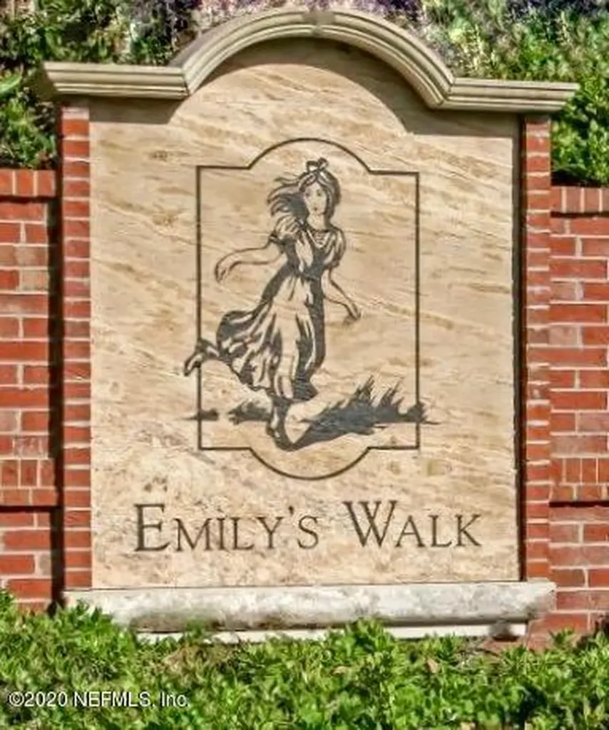 1134 Emilys Walk Lane W Jacksonville FL 32221