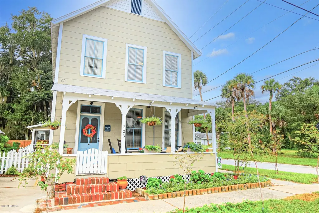 223 Dodge Street Palatka FL 32177