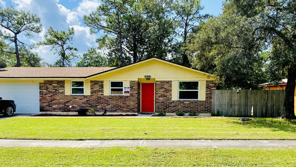 1356 Marsh Hen Drive Jacksonville FL 32218