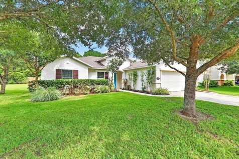 7495 Hawks Cliff Drive Jacksonville FL 32222