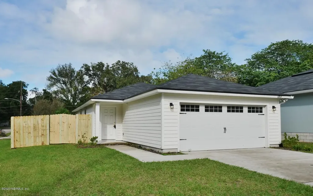 8705 Galveston Avenue Jacksonville FL 32211