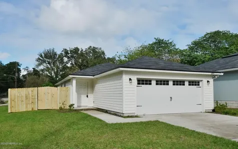 8705 Galveston Avenue Jacksonville FL 32211