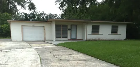 2338 Dolphin Avenue Jacksonville FL 32218
