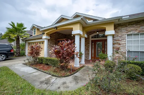 8327 Warlin Drive S Jacksonville FL 32216