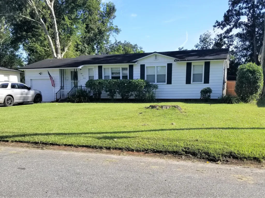 5320 Yerkes Street Jacksonville FL 32205