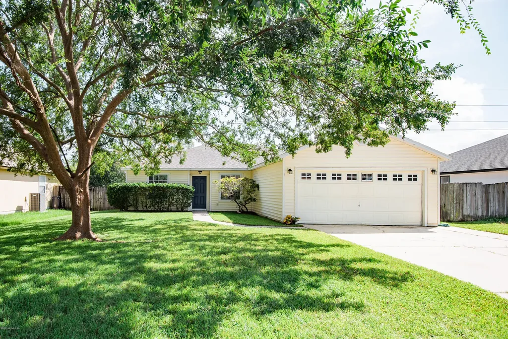 2925 College Park Drive Middleburg FL 32068