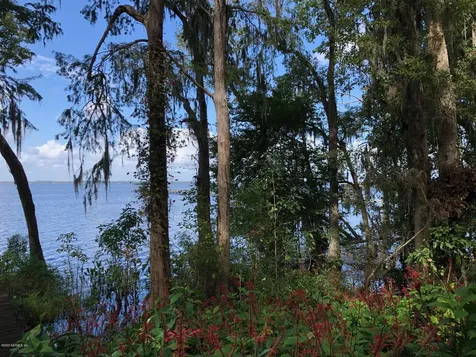 4250 Popolee Road St. Johns FL 32259