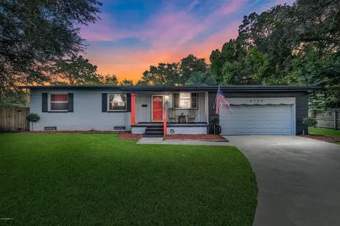 5704 Marlin Court Jacksonville FL 32277