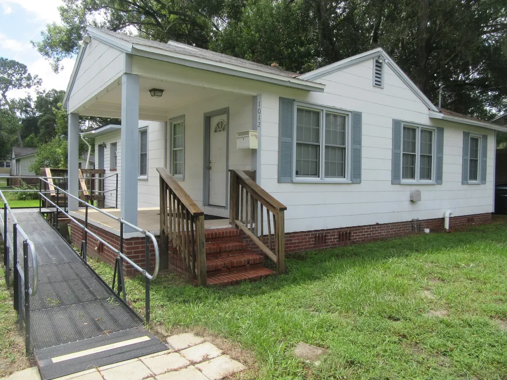 1012 Ethan Allen Street Jacksonville FL 32208