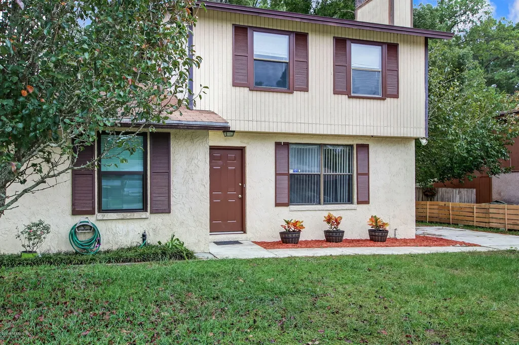 8858 Sandusky Avenue S Jacksonville FL 32216