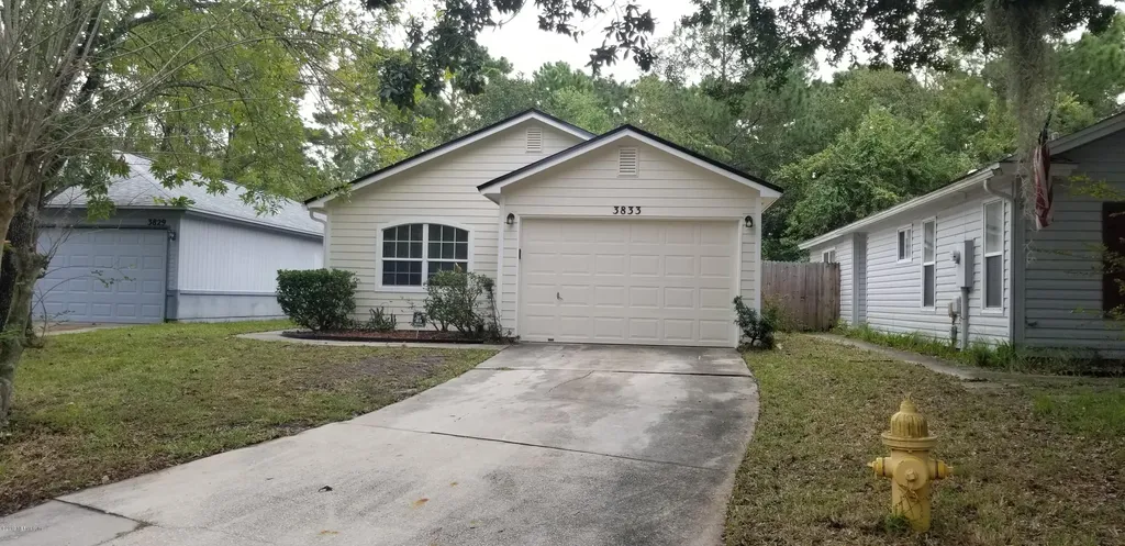 3833 Autumn Leaf Court Jacksonville FL 32246