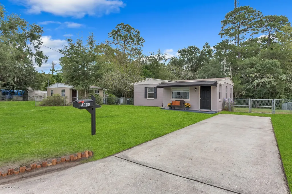 4039 Eve Drive E Jacksonville FL 32246