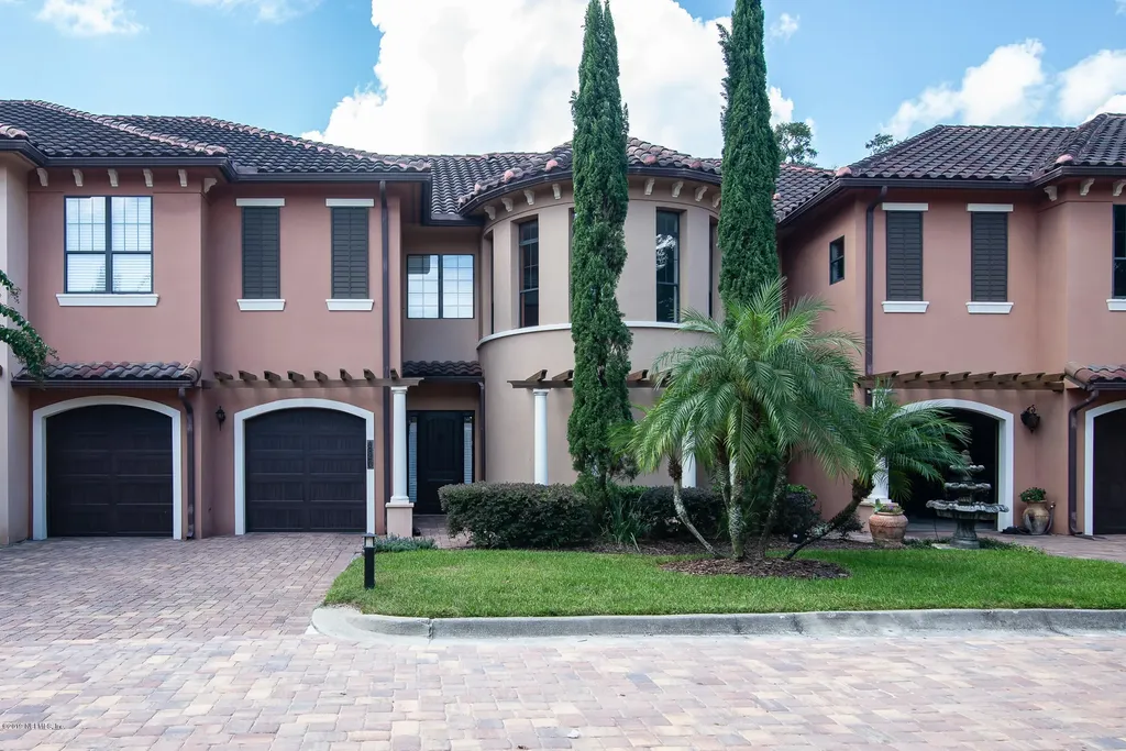 8848 La Terrazza Place Jacksonville FL 32217