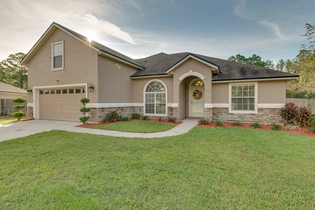 2755 Royal Pointe Drive Green Cove Springs FL 32043