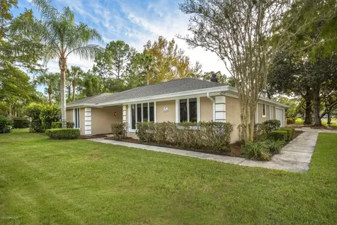 2026 The Woods Drive Jacksonville FL 32246