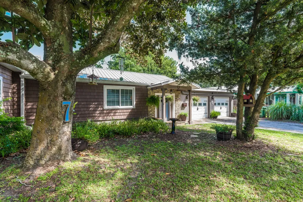 7 Nesmith Avenue St. Augustine FL 32084