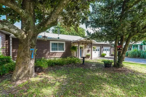 7 Nesmith Avenue St. Augustine FL 32084