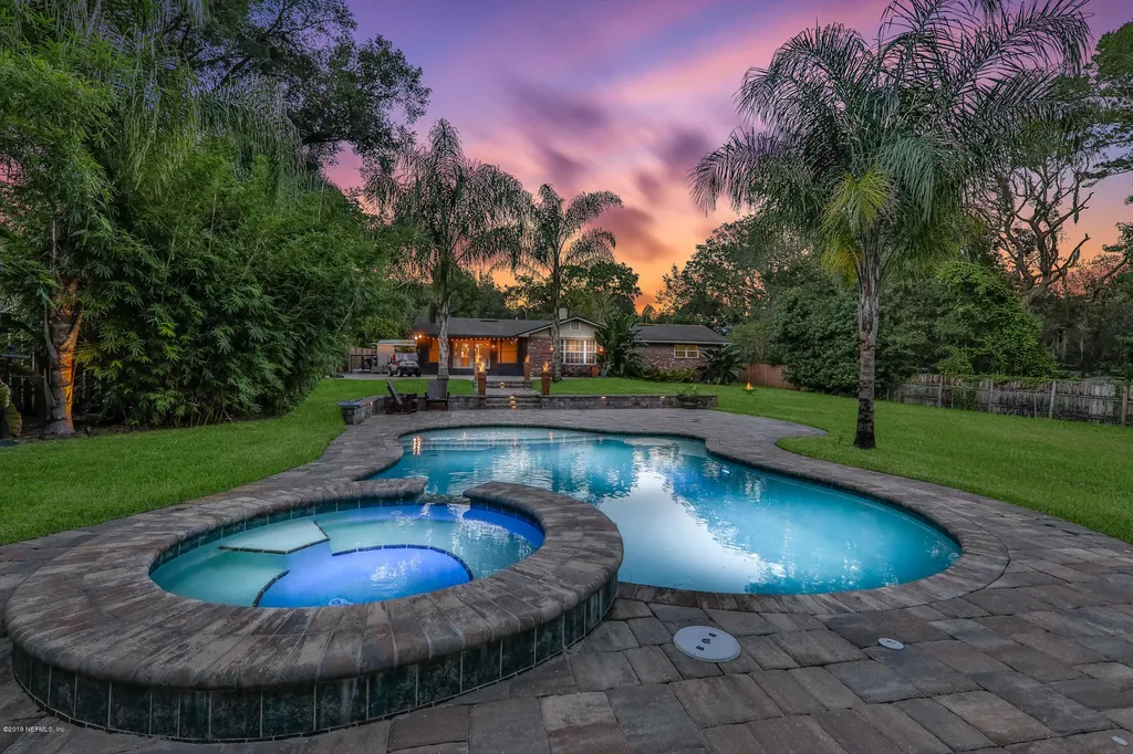 5056 Siesta Del Rio Drive Jacksonville FL 32258