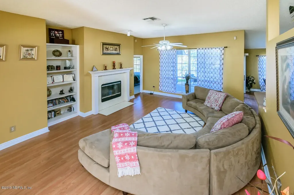 4887 Frost Lake Drive Jacksonville FL 32258
