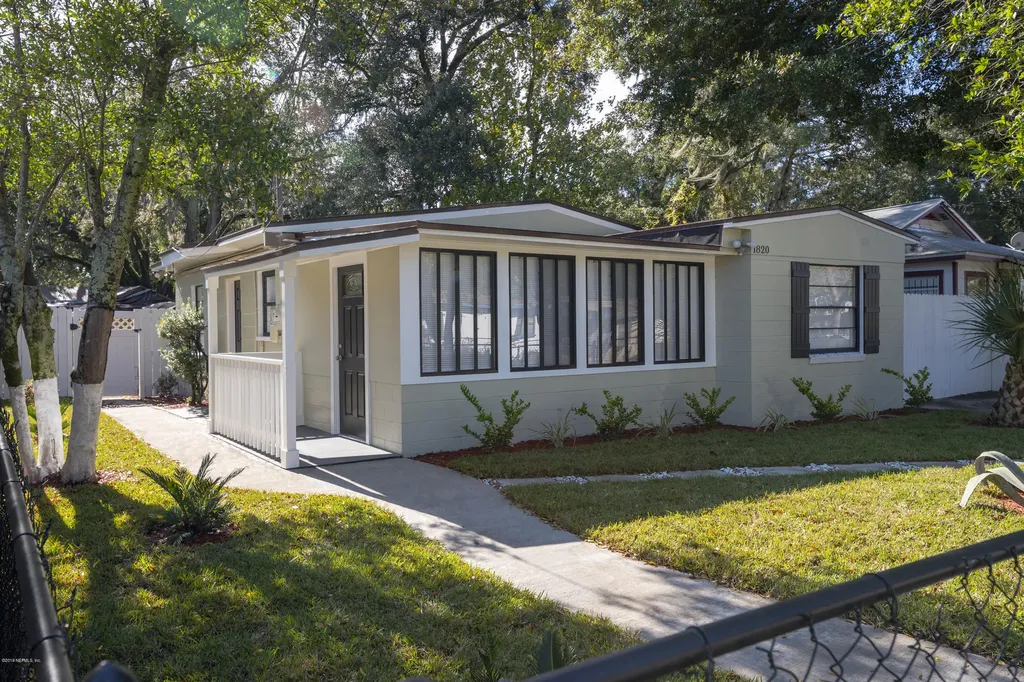1820 Brewster Road Jacksonville FL 32207
