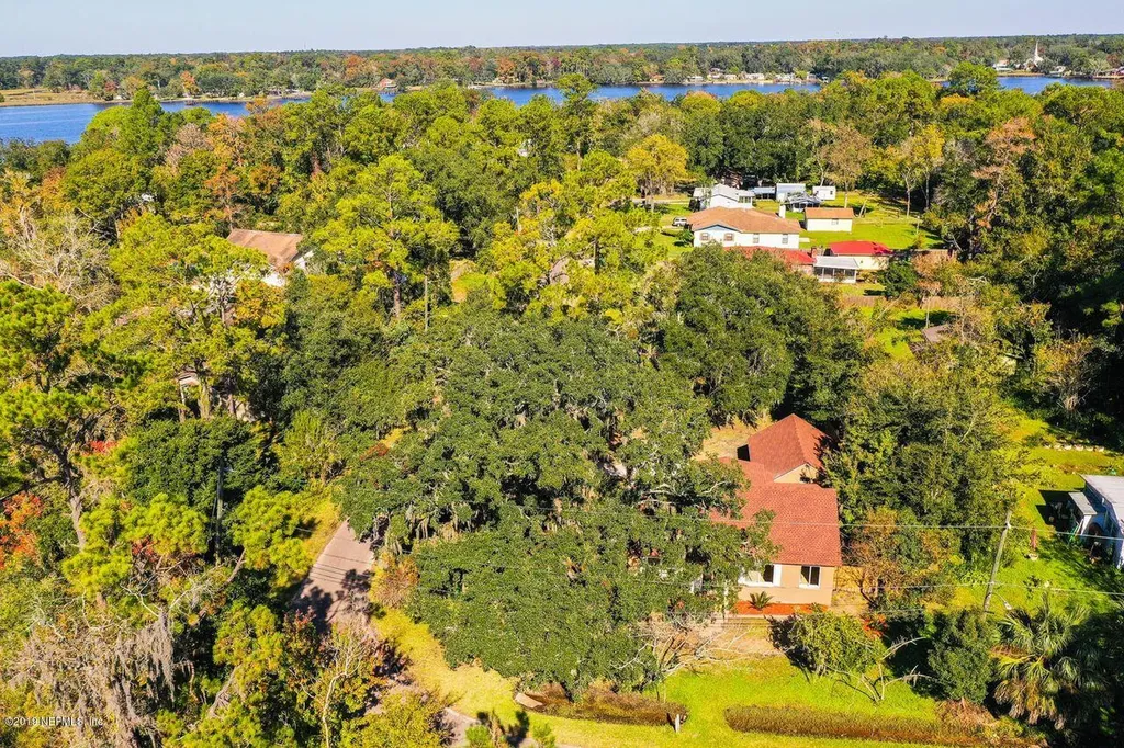 9777 Carbondale Drive W Jacksonville FL 32208