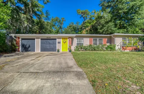 6219 Brooks Circle S Jacksonville FL 32211