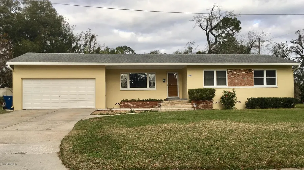 1305 Brookmont Avenue E Jacksonville FL 32211