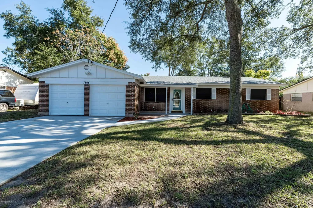1305 Grove Park Drive Orange Park FL 32073