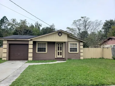 7410 John F Kennedy Drive W Jacksonville FL 32219