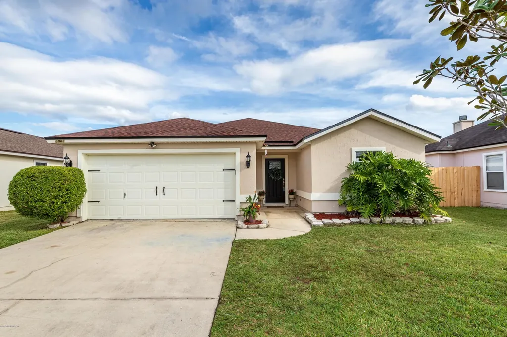 6883 Recreation Trail Jacksonville FL 32244