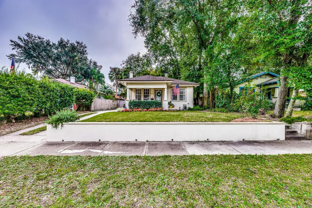 3840 Valencia Road Jacksonville FL 32205