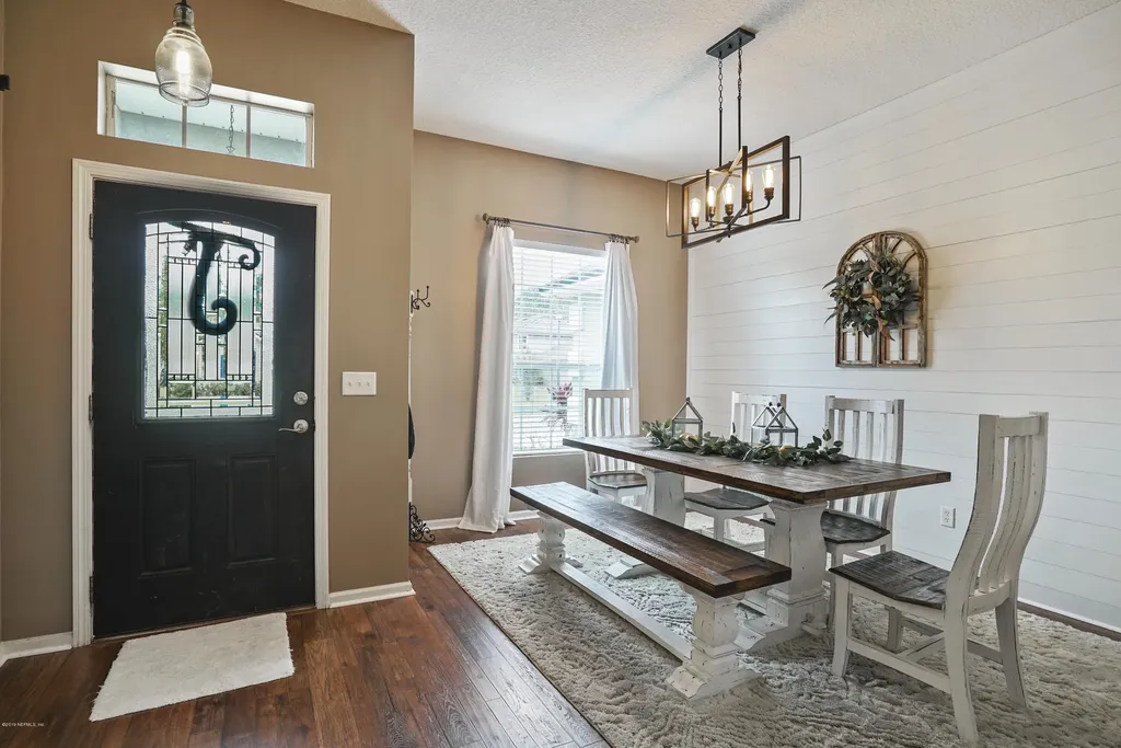2398 Christi Lakes Court Jacksonville FL 32221