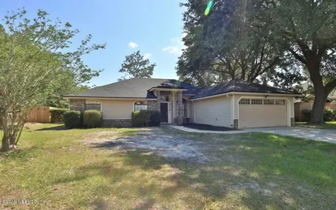 8903 Country Bend Circle N Jacksonville FL 32244