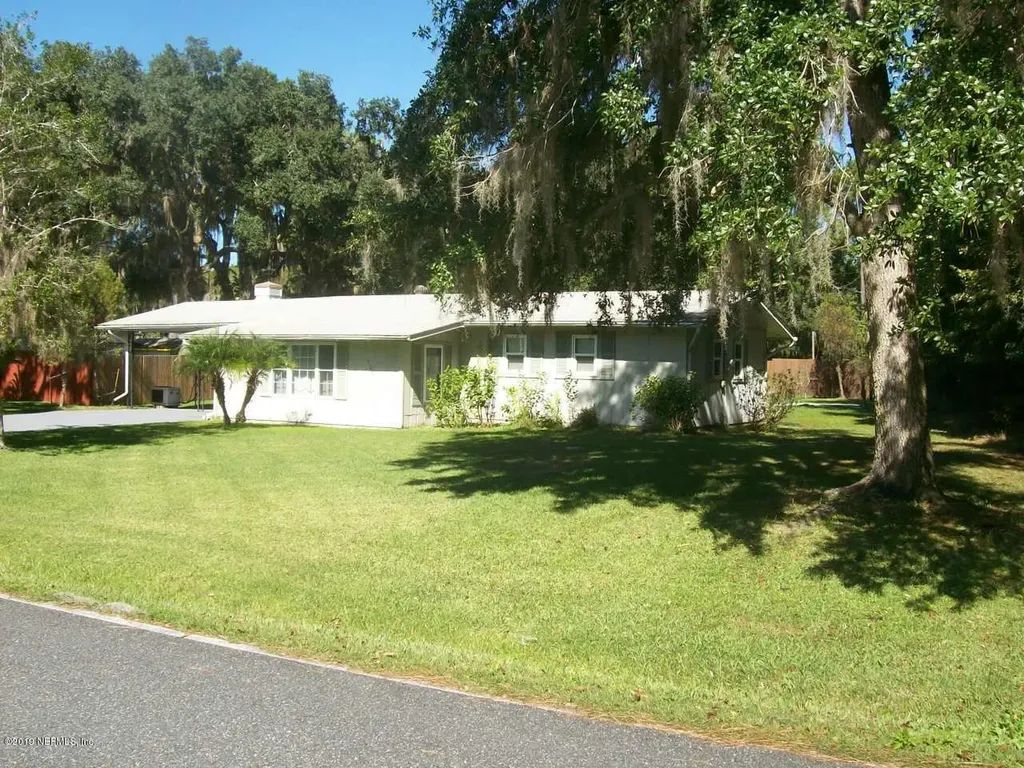 106 Elvira Street Crescent City FL 32112